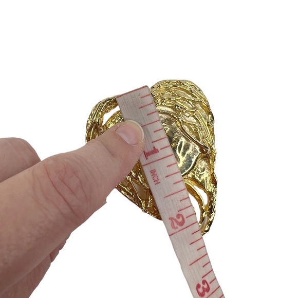 Shiny Gold Tone Art Nouveau Style Heart Shaped Lady Face Brooch - Picture 8 of 9